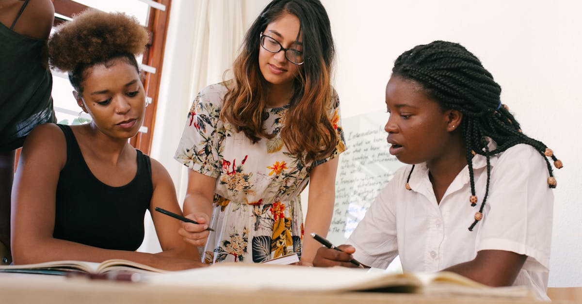 在4X游戏中有哪些技术支持是专为欺骗电脑的？